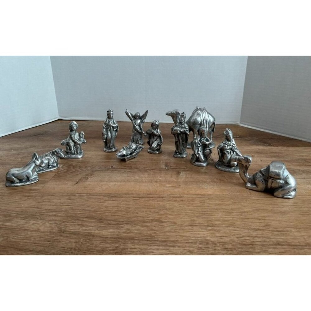 EUC Vintage Handmade Pewter Nativity Set 13 pieces